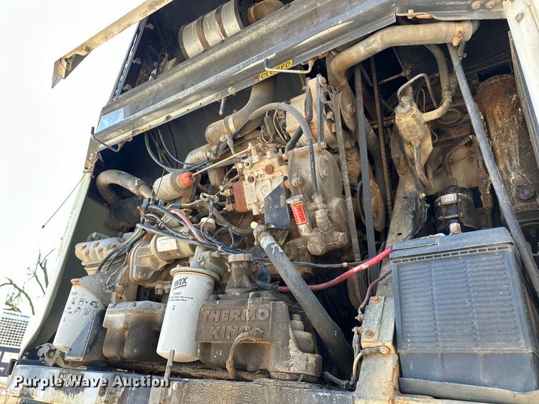 image for item NR9841 1992 Utility  VS2R refrigerated van trailer