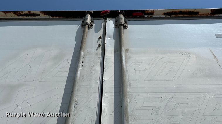 image for item NR9843 1999 Stoughton  AVW-535T-S-C-AR dry van trailer