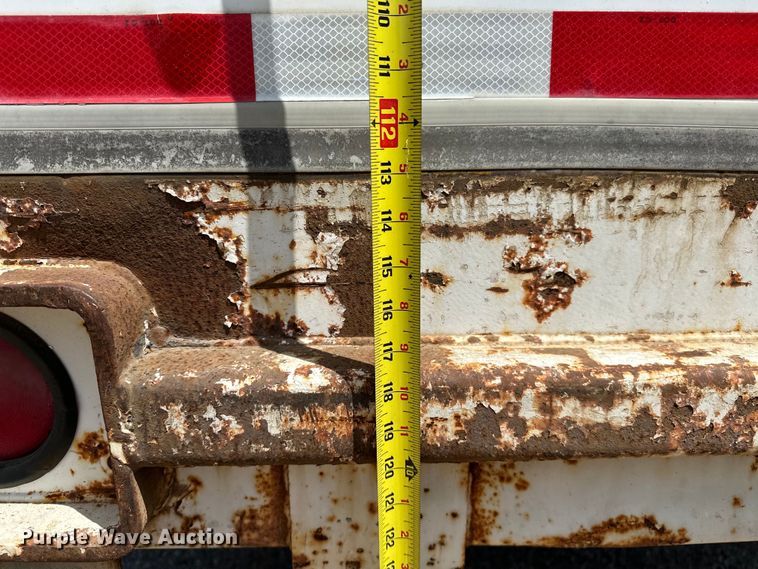 image for item NR9843 1999 Stoughton  AVW-535T-S-C-AR dry van trailer