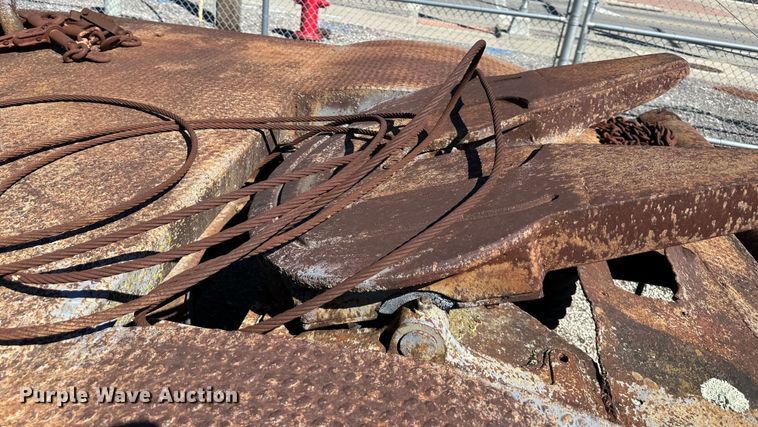 image for item NT9176 International Harvester T86-250 winch truck