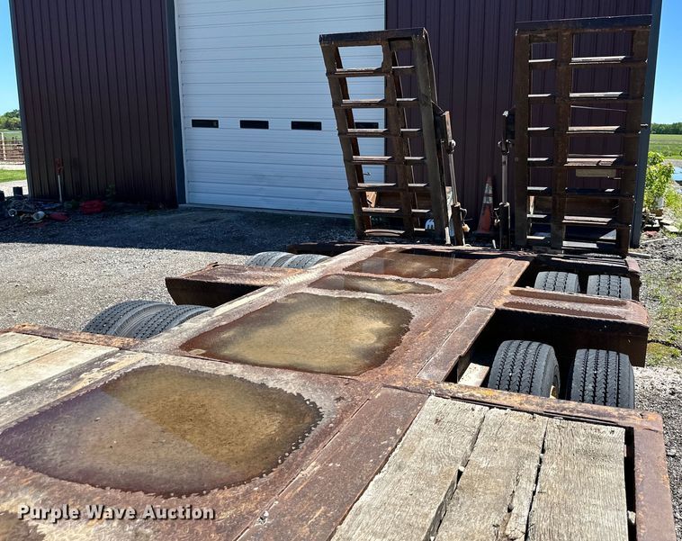 image for item NT9194 2005 Load King CS352 equipment trailer