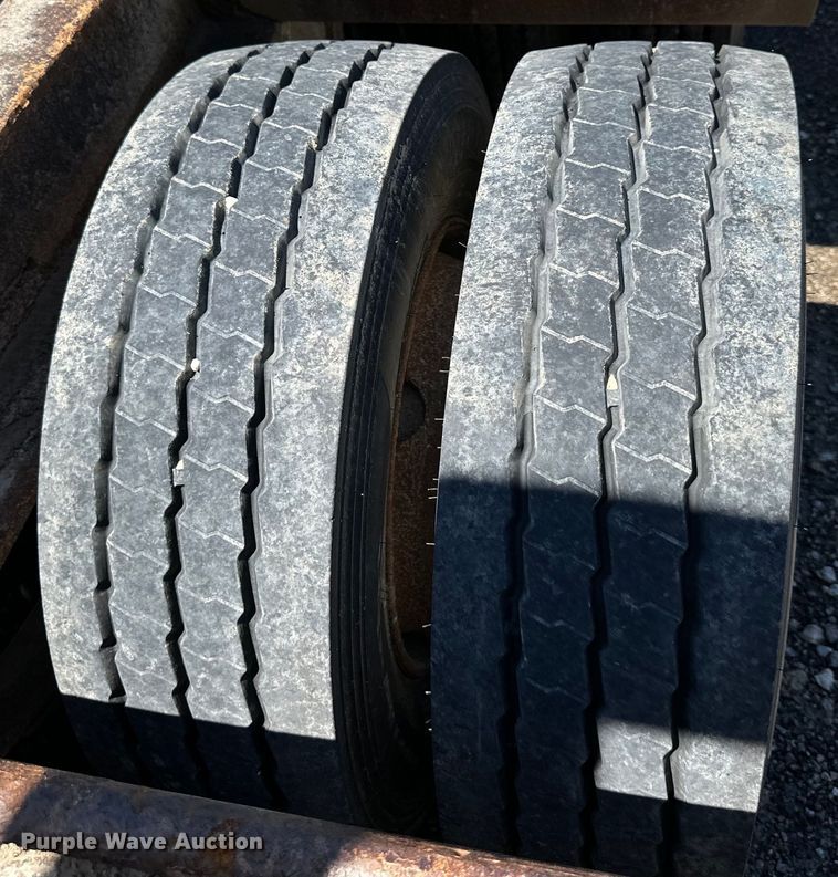 image for item NT9194 2005 Load King CS352 equipment trailer