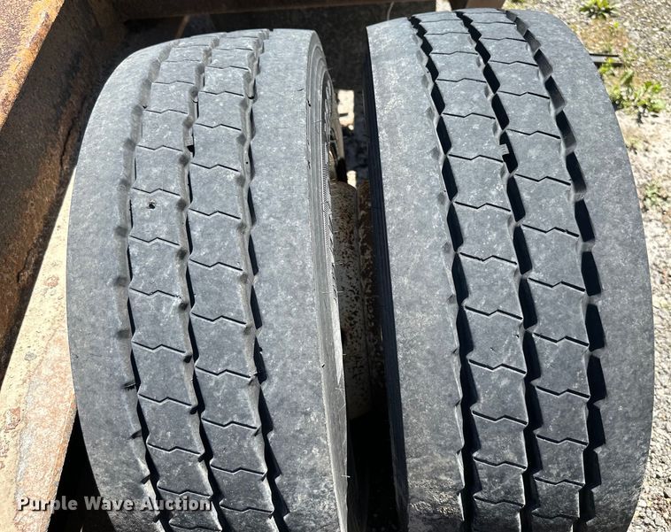 image for item NT9194 2005 Load King CS352 equipment trailer