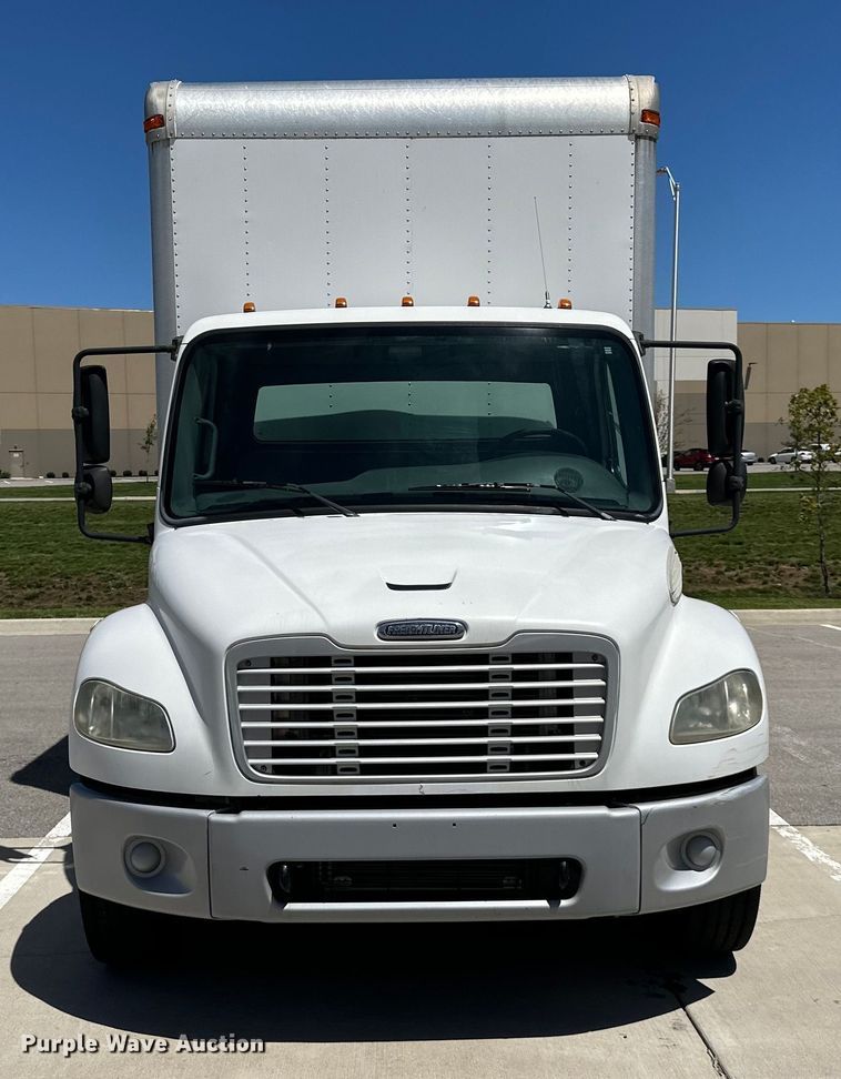 image for item NT9195 2006 Freightliner Business Class M2 box truck