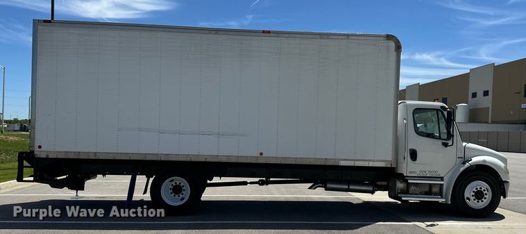 image for item NT9195 2006 Freightliner Business Class M2 box truck