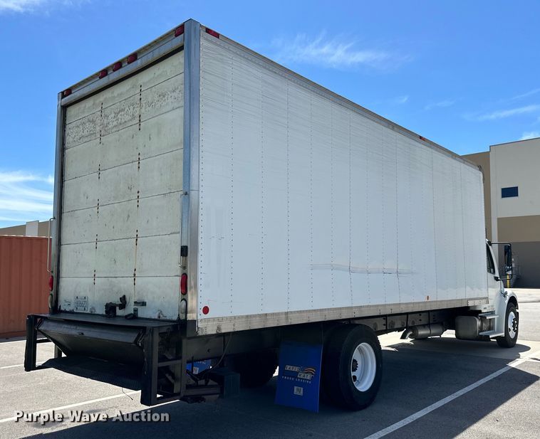 image for item NT9195 2006 Freightliner Business Class M2 box truck