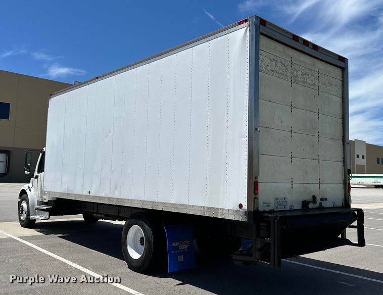 image for item NT9195 2006 Freightliner Business Class M2 box truck