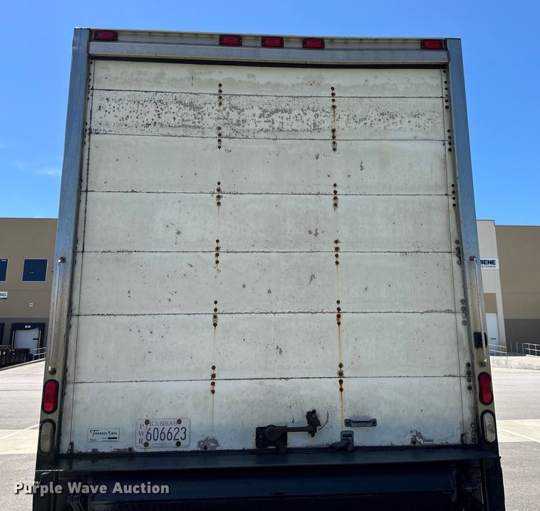 image for item NT9195 2006 Freightliner Business Class M2 box truck