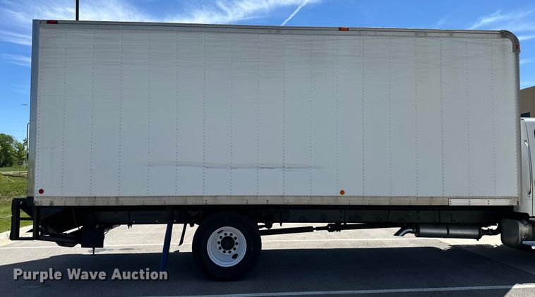 image for item NT9195 2006 Freightliner Business Class M2 box truck