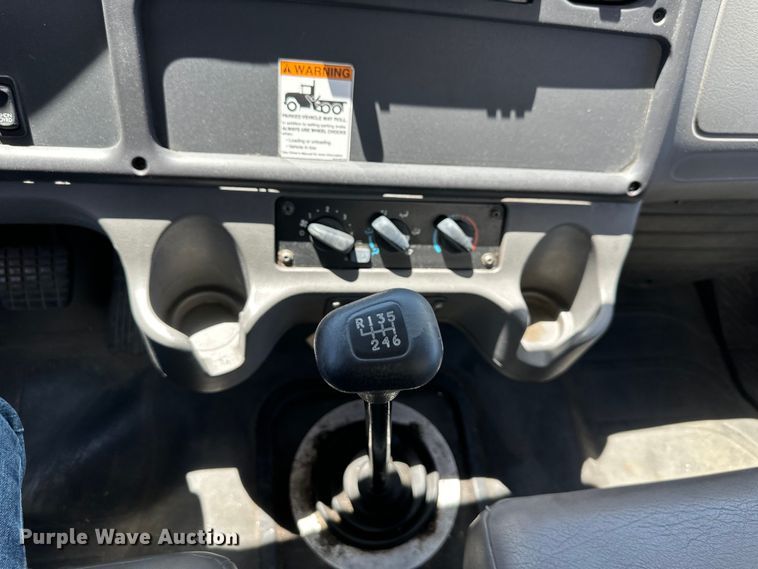 image for item NT9195 2006 Freightliner Business Class M2 box truck