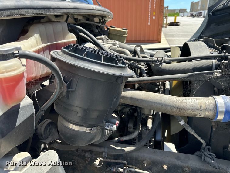 image for item NT9195 2006 Freightliner Business Class M2 box truck