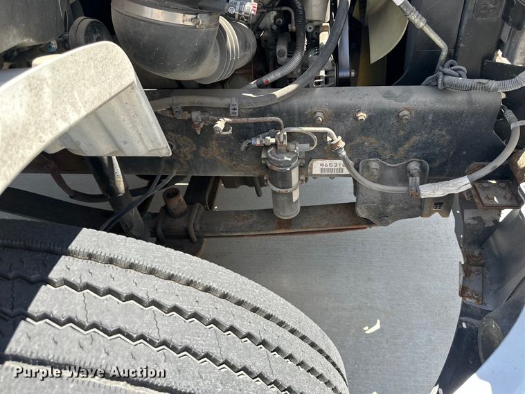 image for item NT9195 2006 Freightliner Business Class M2 box truck