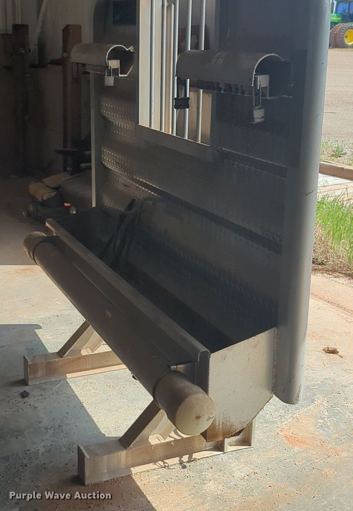 image for item NZ9681 Merritt headache rack