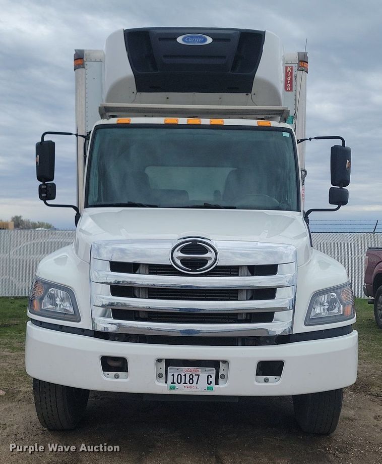 image for item NZ9816 2015 Hino 338 refrigerated truck