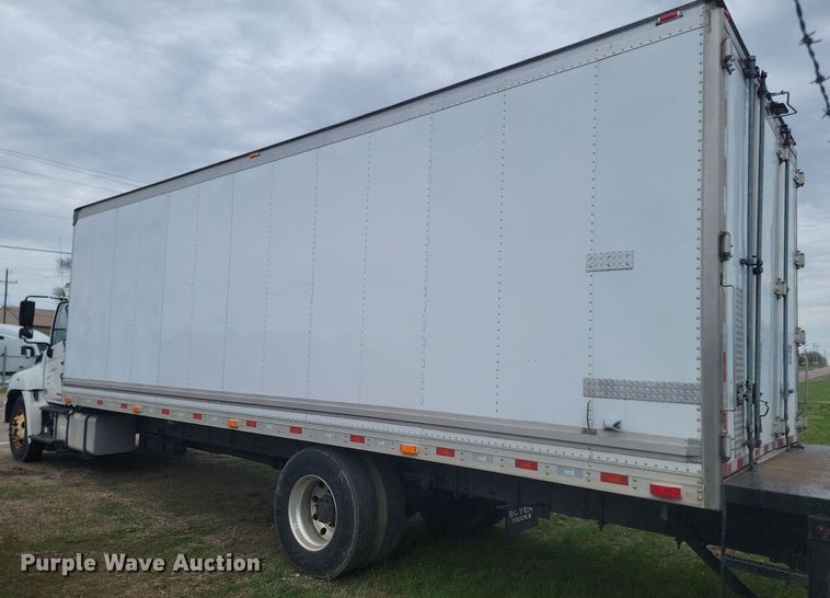 image for item NZ9816 2015 Hino 338 refrigerated truck