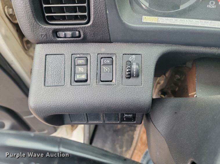 image for item NZ9816 2015 Hino 338 refrigerated truck