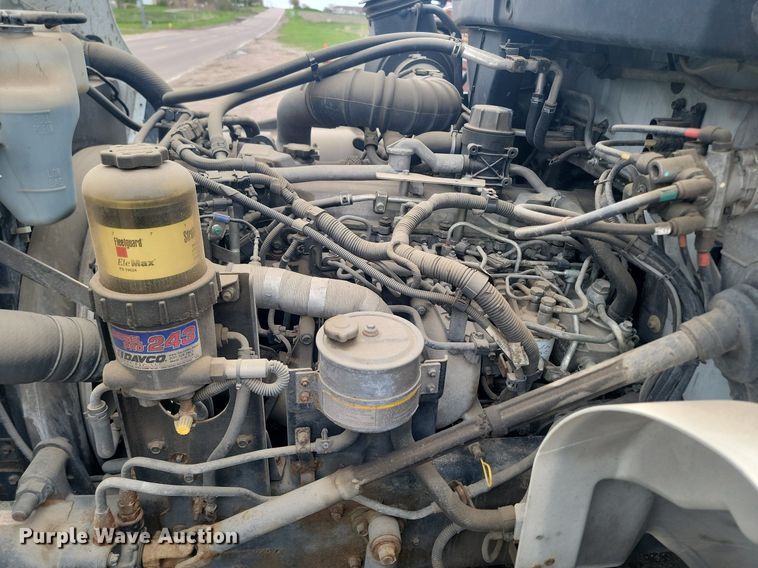 image for item NZ9816 2015 Hino 338 refrigerated truck