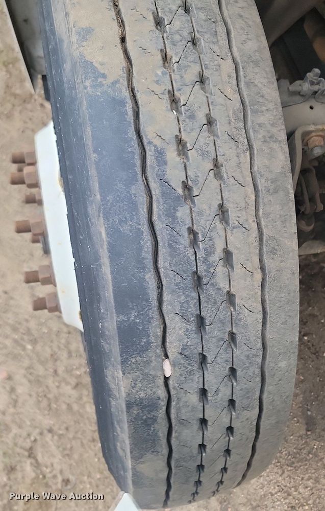 image for item NZ9816 2015 Hino 338 refrigerated truck