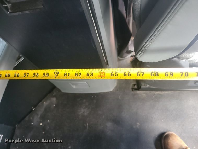 image for item NZ9817 2020 Kenworth T680 semi truck