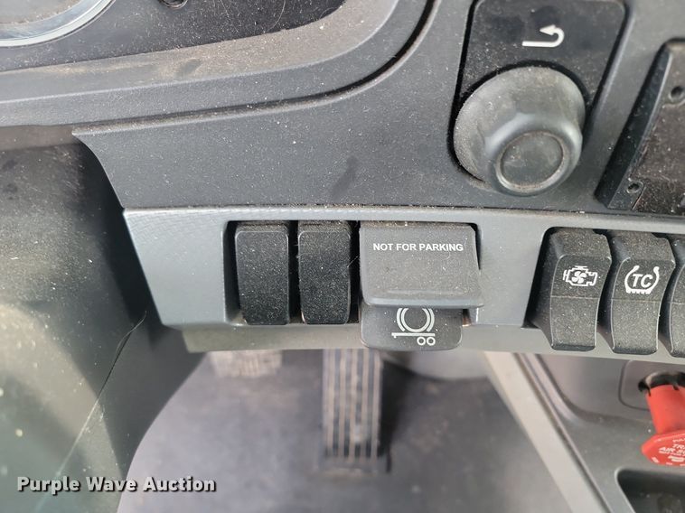 image for item NZ9817 2020 Kenworth T680 semi truck