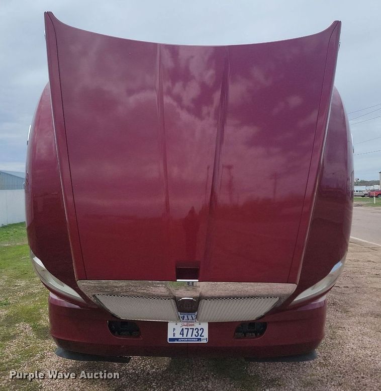 image for item NZ9817 2020 Kenworth T680 semi truck