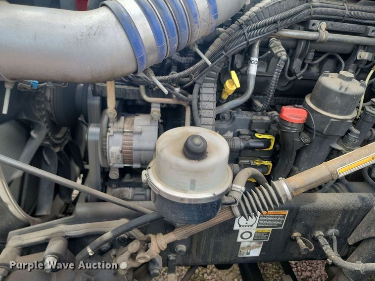 image for item NZ9817 2020 Kenworth T680 semi truck