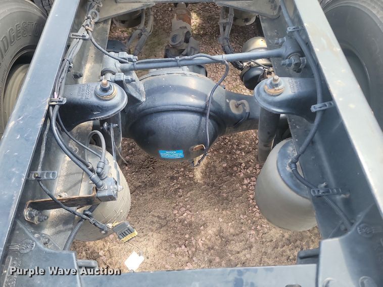 image for item NZ9817 2020 Kenworth T680 semi truck