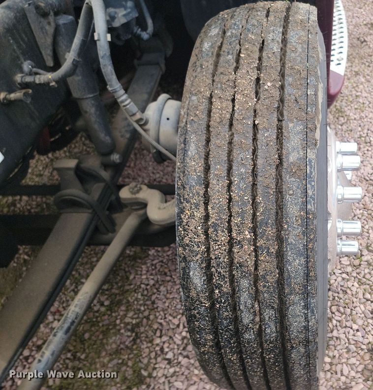 image for item NZ9817 2020 Kenworth T680 semi truck