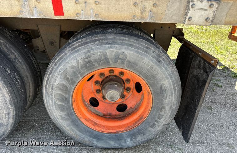 image for item OE9158 2005 Great Dane 7411T-SSL dry van trailer