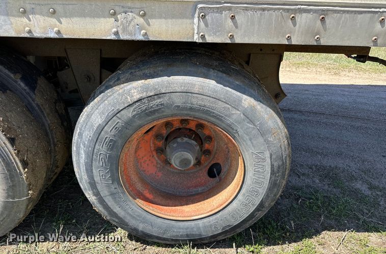 image for item OE9158 2005 Great Dane 7411T-SSL dry van trailer