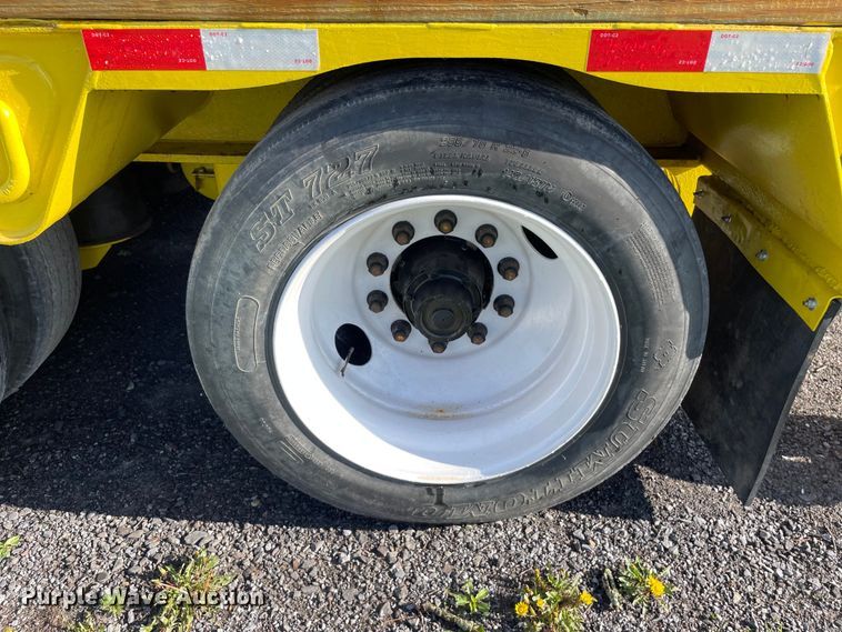 image for item OG9907 2000 Trail king  TK110HDG lowboy equipment trailer