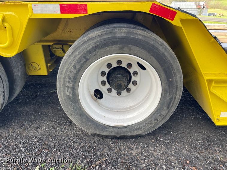 image for item OG9907 2000 Trail king  TK110HDG lowboy equipment trailer