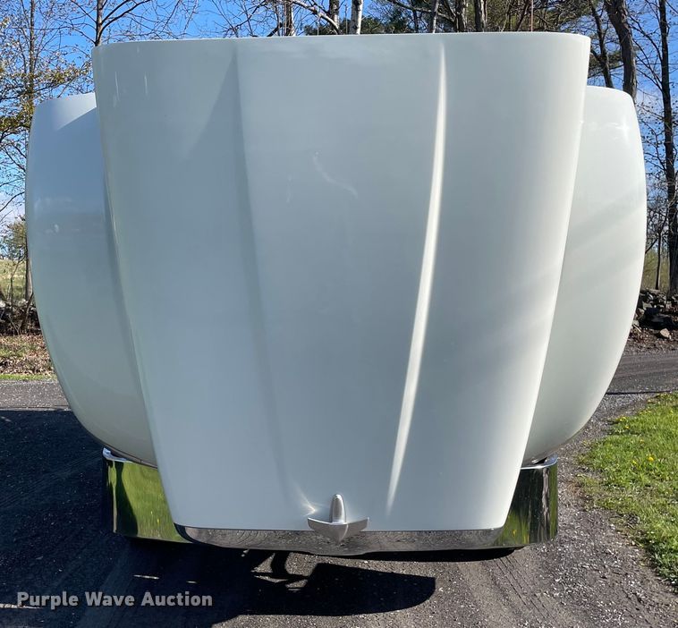 image for item OG9908 2012 Peterbilt  386 semi truck