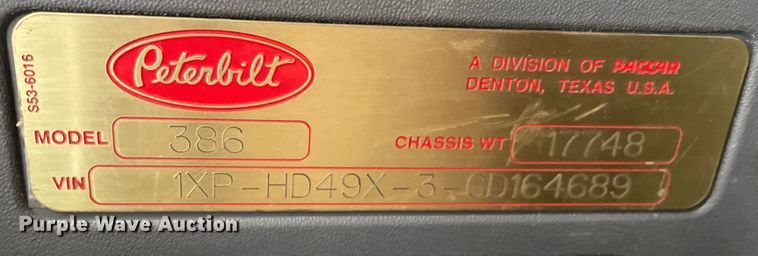 image for item OG9908 2012 Peterbilt  386 semi truck