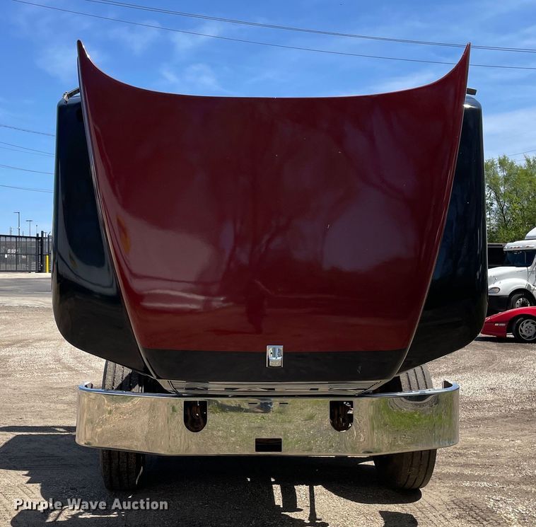 image for item OG9918 1998 Mack  CH613 semi truck