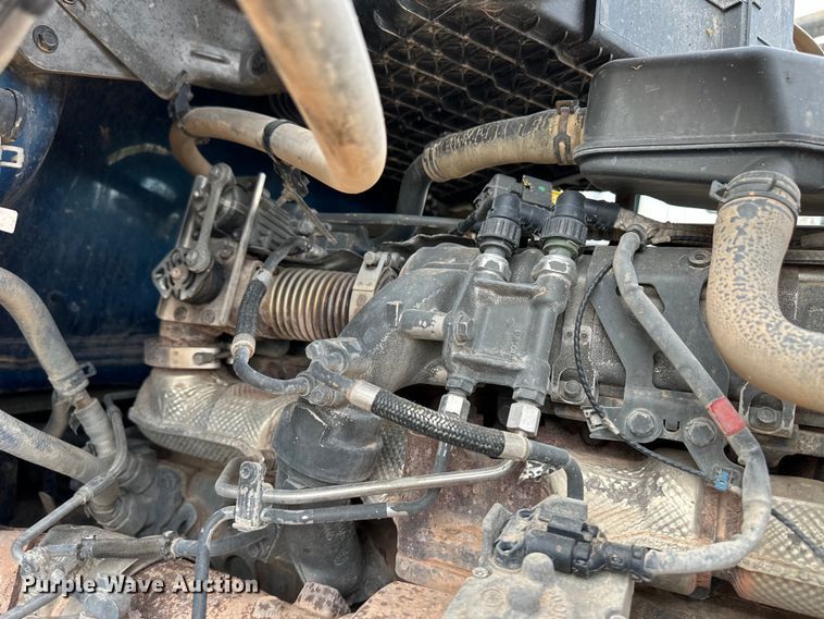 image for item OI9488 2018 Kenworth T680 semi truck