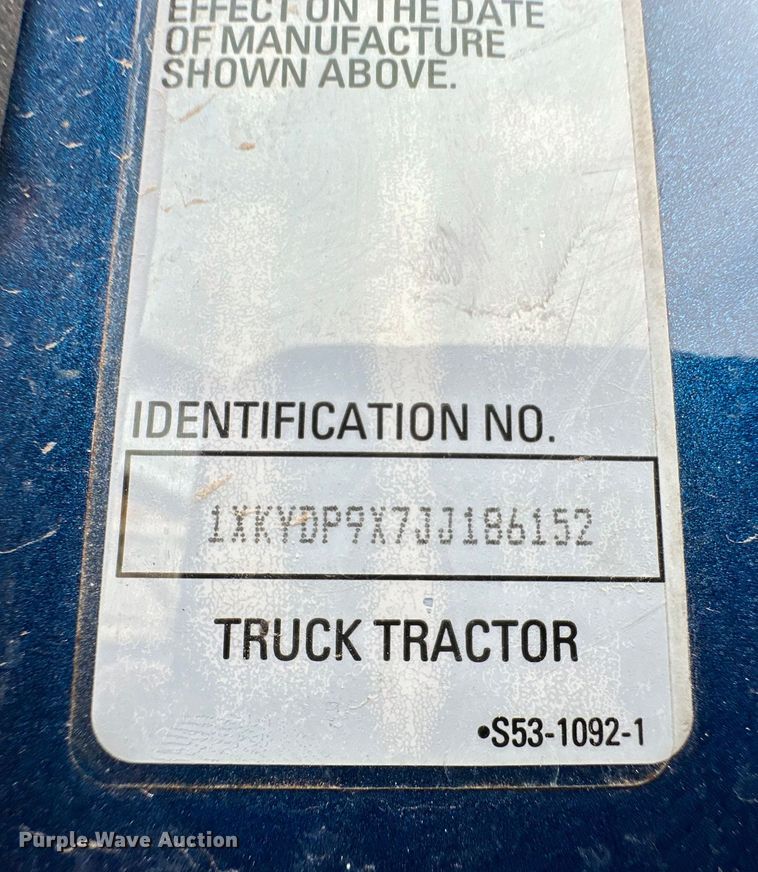 image for item OI9488 2018 Kenworth T680 semi truck