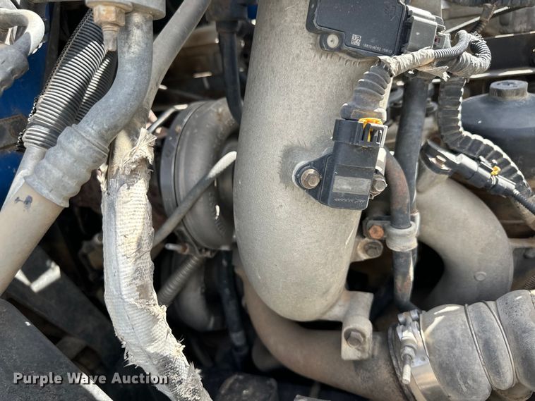 image for item OI9498 2011 International Prostar Plus semi truck