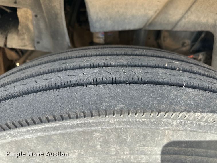 image for item OI9498 2011 International Prostar Plus semi truck