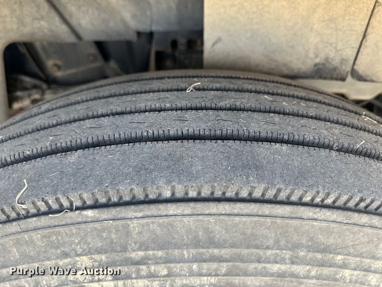 image for item OI9498 2011 International Prostar Plus semi truck