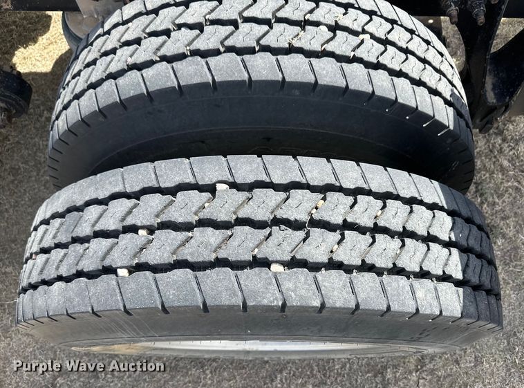 image for item OI9498 2011 International Prostar Plus semi truck