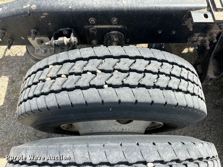 image for item OI9498 2011 International Prostar Plus semi truck