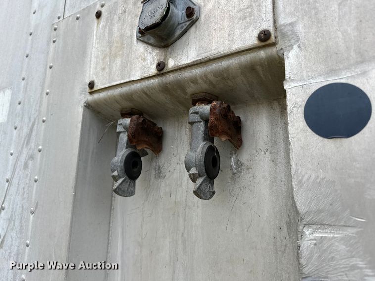 image for item OM9358 1990 Strick dry van trailer