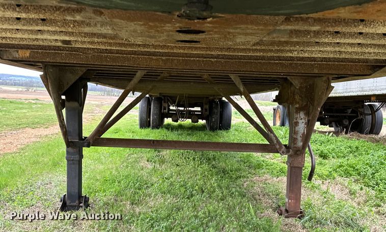 image for item OM9358 1990 Strick dry van trailer