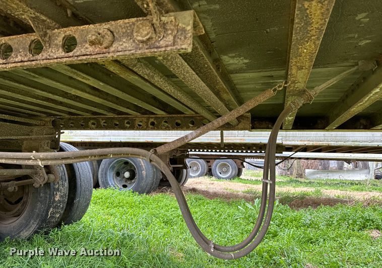 image for item OM9358 1990 Strick dry van trailer