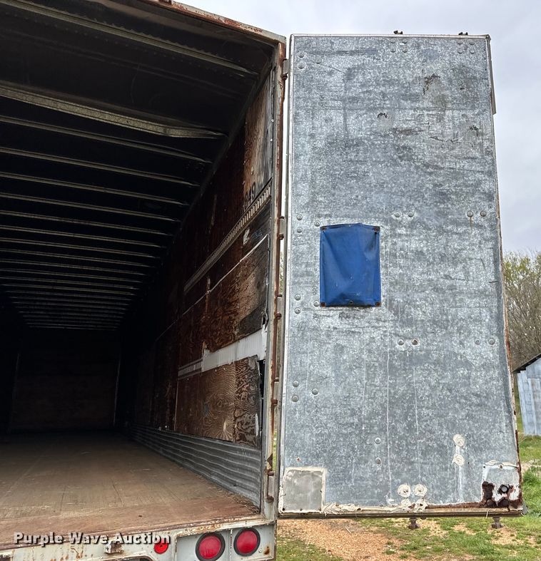 image for item OM9358 1990 Strick dry van trailer