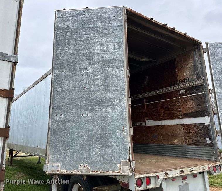 image for item OM9358 1990 Strick dry van trailer