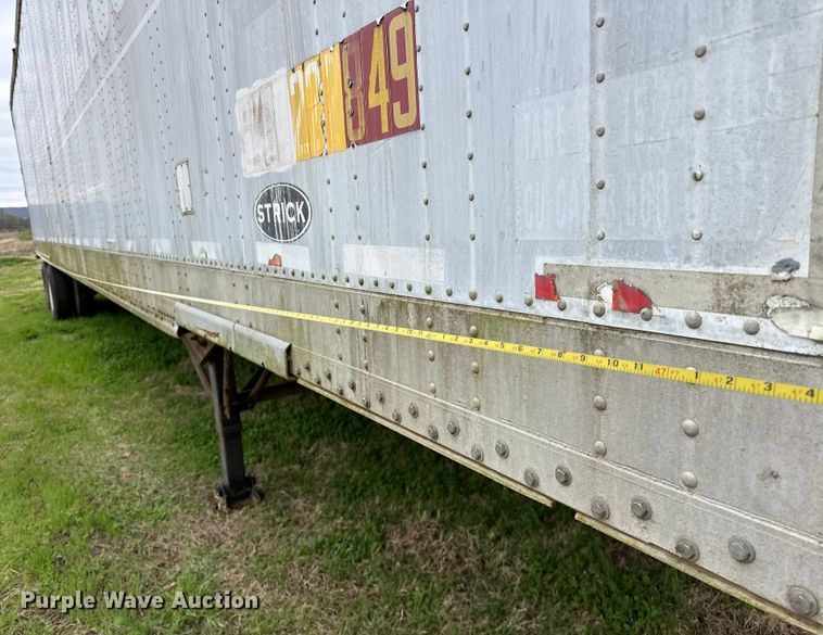 image for item OM9358 1990 Strick dry van trailer
