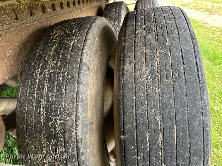 image for item OM9358 1990 Strick dry van trailer