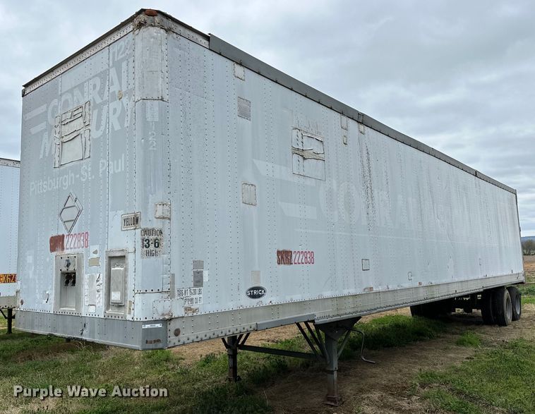 image for item OM9360 1990 Strick dry van trailer